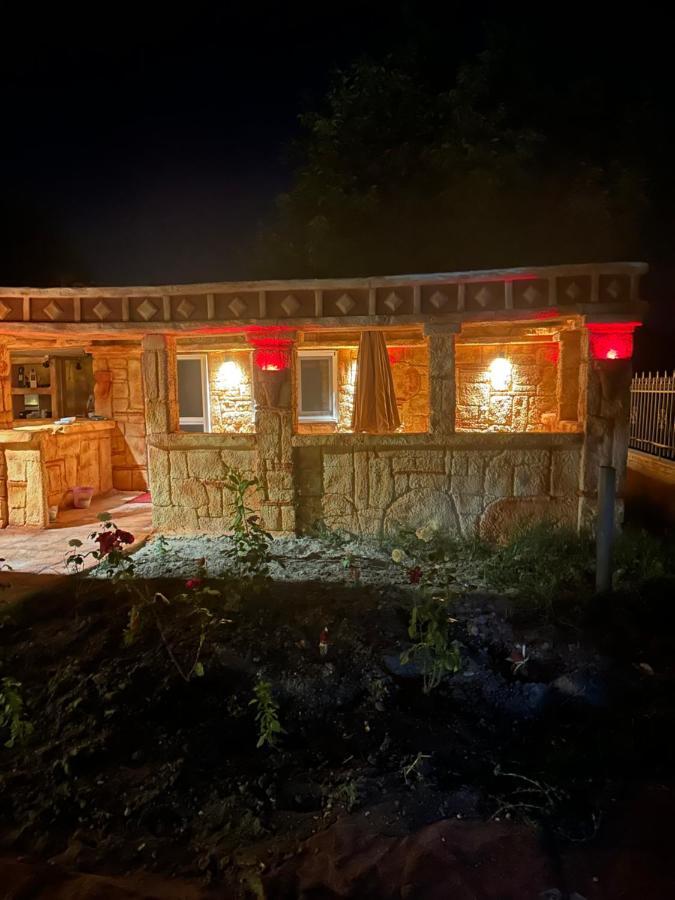 Lion Village Skála Foúrkas Esterno foto